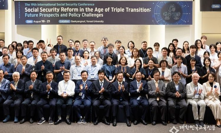 국제 사회보장 학술대회 참석한 김동연, “인구·기후·디지털 ‘거대한 삼각파고’, 경기도는 위기를 기회로 만든다”