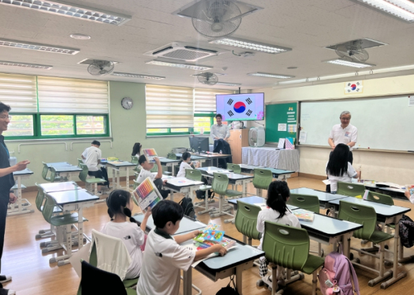 김포교육지원청, 늘봄학교의 다양성 확보를 위해 국립통일교육원과 연계해 프로그램 운영