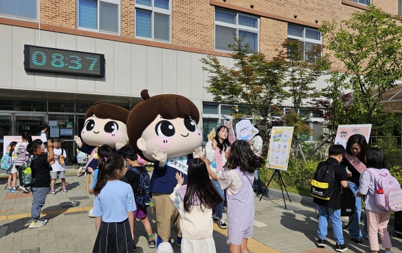 인천동부교육지원청, 인천새봄초서 식중독 바로 알기 및 청렴 캠페인 실시