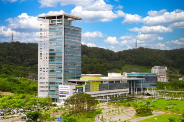 김영록 전남도지사-김산 군수 2차 회동, “전남 믿고 대화에 나와달라”