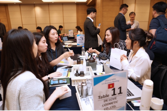 지난해 G밸리 수출상담회 현장 사진