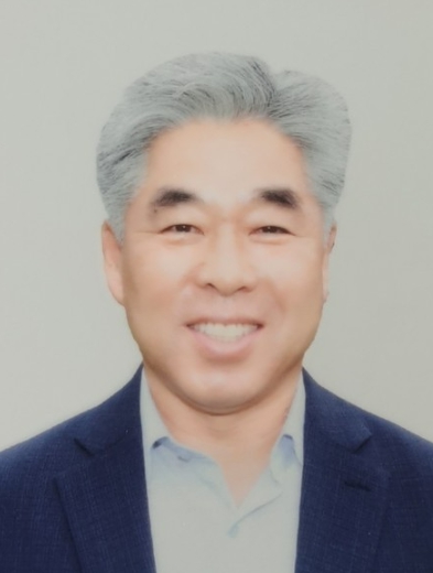 천범산(千範産) 부교육감