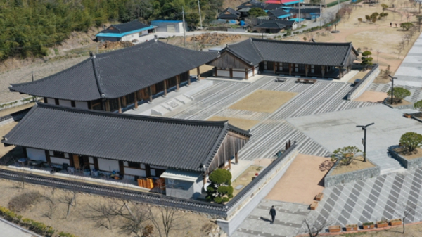 구름도 쉬어가는 운림삼별초공원 ‘한옥펜션’리모델링 완료