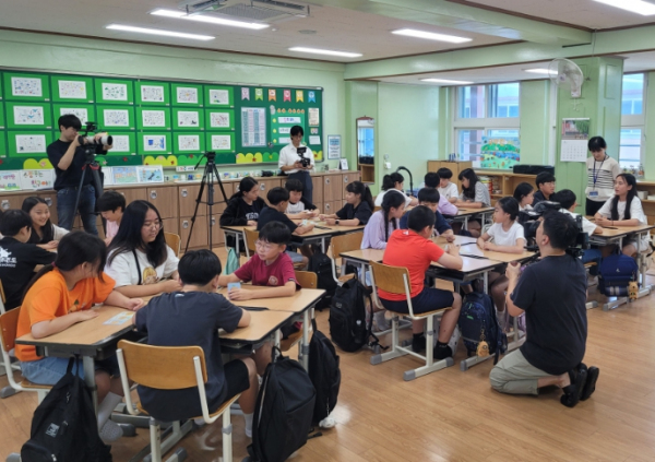 세계 문화를 선도하는 제주어 교육 국내·국외 방송국 취재 방문