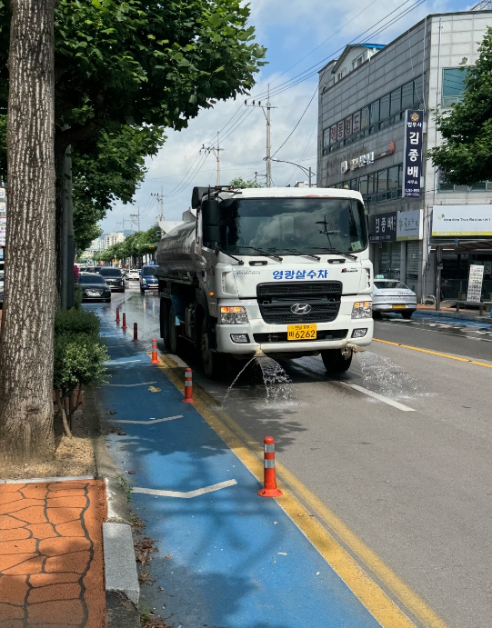 폭염대비 살수차 운행