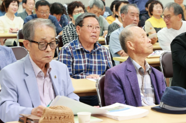 성균관유도회 함양지부 도덕성 회복 교육