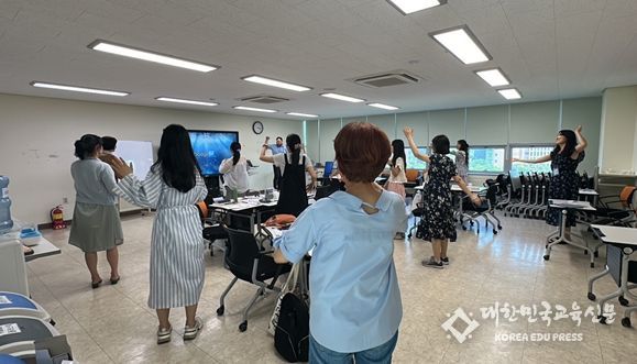 글로벌역량지원센터센터 <영어교사 연수>